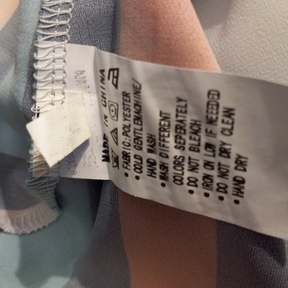 NWT Sivia Striped Spegetti Strap Top Size Large - Picture 6 of 6